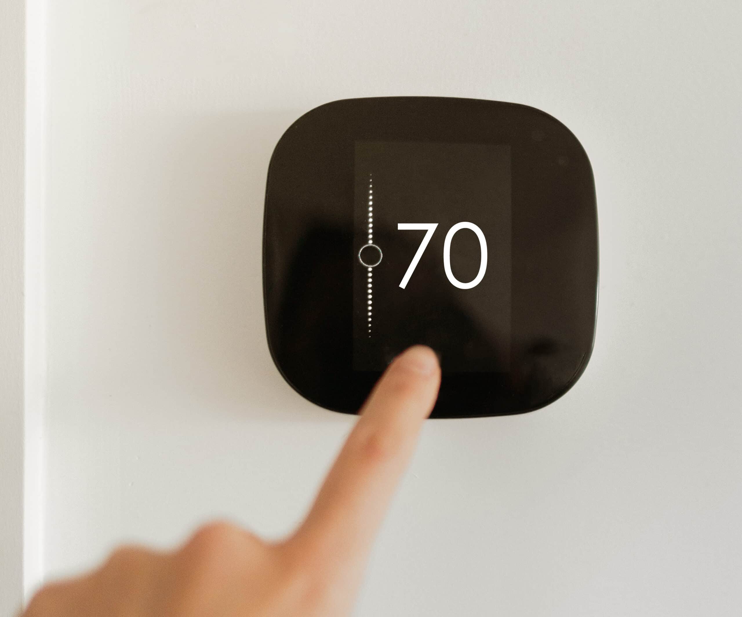 smart thermostat touch screen